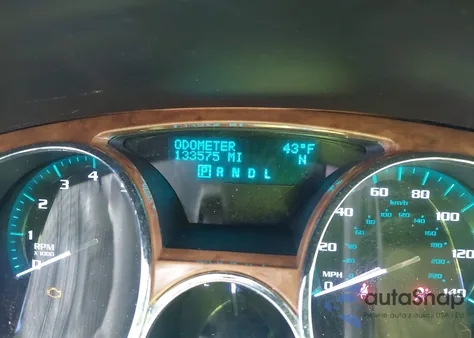 2010 Buick Enclave 1Xl z USA, uszkodzony, nr VIN 5GALVBED7AJ268580